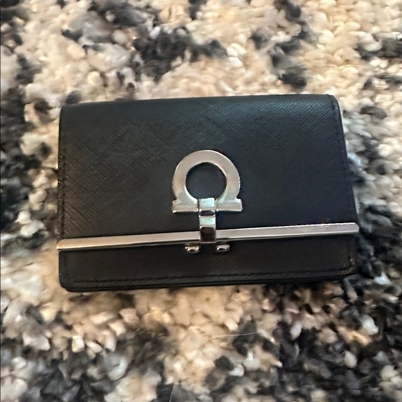 SALVATORE FERRAGAMO CARD CASE - Picture 14 of 15